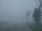 Hmla s viditeľnosťou sotva 50 metrov, 26.10.2008 v ranných hodinách.