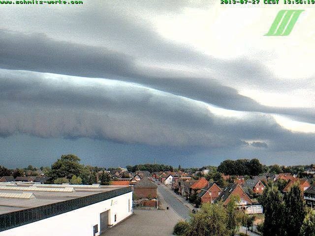 Shelf cloud v Německu prostřednictvím webkamery