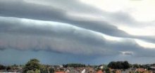 Video: Přes západní Evropu postupují intenzivní bouřky