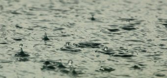 Kvalitní pracovní oděvy do deště vás ochrání před nepohodou