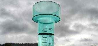 Krkonoše hlásí vítr 38 m/s a srážky až okolo 53 mm za 24h